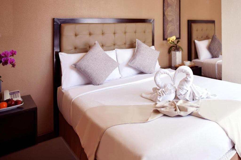 Aura One Hotel バギオ エクステリア 写真