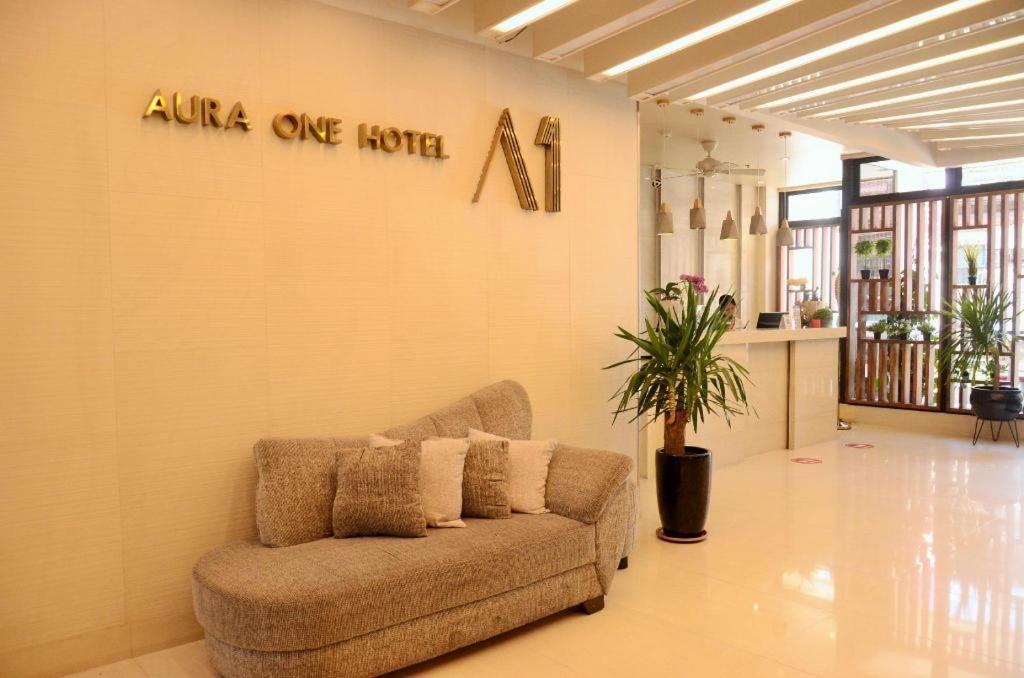 Aura One Hotel バギオ エクステリア 写真